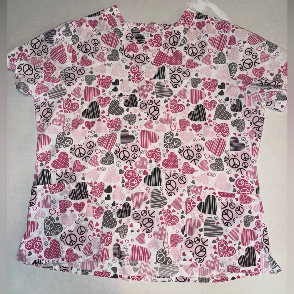Scrub Studio Womens Sz XL White/Pink/Black/Gray Peace Symbol Front Pockets *Read